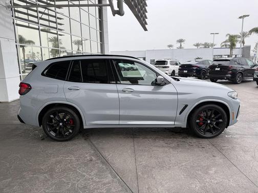 2024 BMW X3 M40i