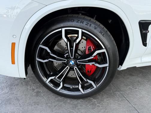 2025 BMW X4 M AWD