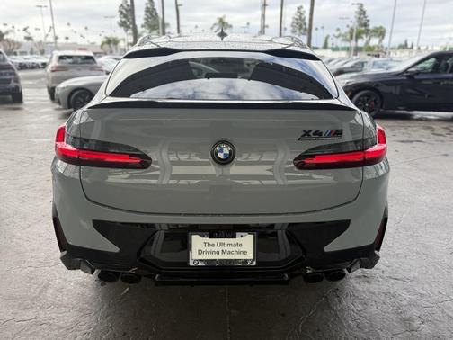 2025 BMW X4 M AWD