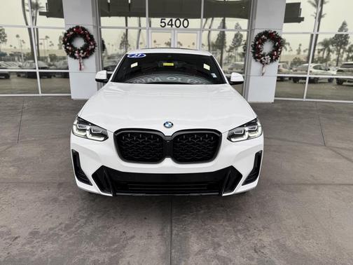 2023 BMW X4 xDrive30i
