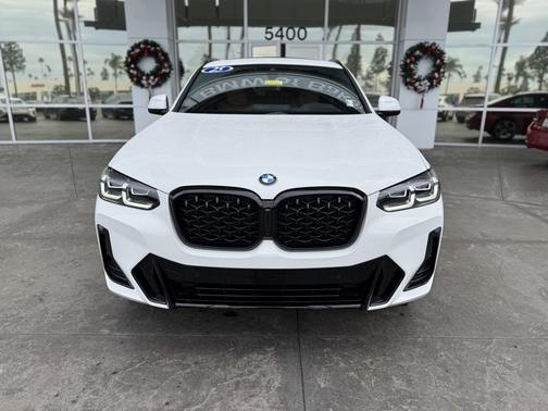 2025 BMW X4 xDrive30i