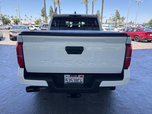 Ice Cap 2024 Toyota Tacoma TRD Sport