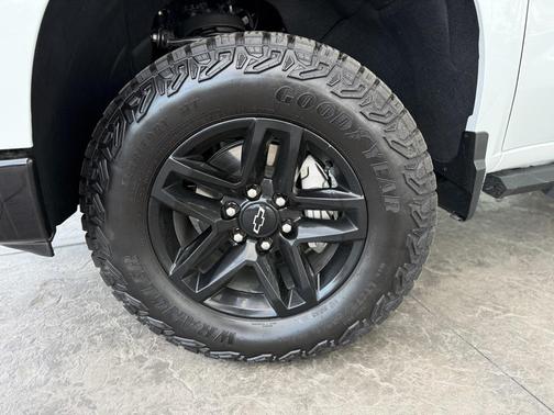 2025 Chevrolet Silverado 1500 Custom Trail Boss