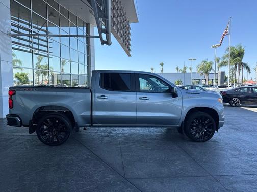 Sterling Gray Metallic 2024 Chevrolet Silverado 1500 RST