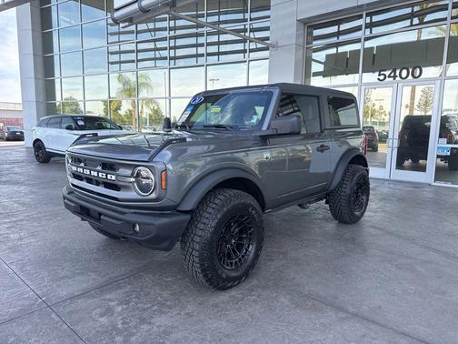 Carbonized Gray Metallic 2024 Ford Bronco Big Bend