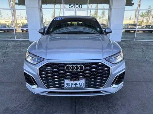Florett Silver Metallic 2023 Audi Q5 Sportback 45 S line Premium Plus