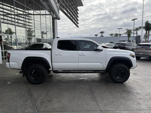 2023 Toyota Tacoma TRD Off Road