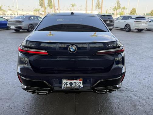 2023 BMW 760 i xDrive