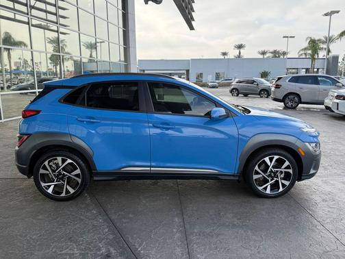2022 Hyundai KONA Limited