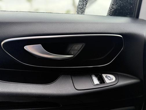 2023 Mercedes-Benz Metris Base