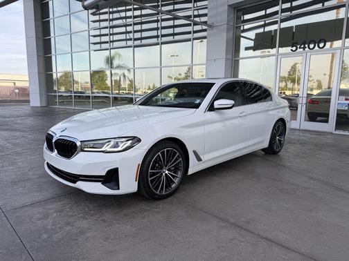 2023 BMW 530 i