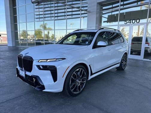 2024 BMW X7 xDrive40i
