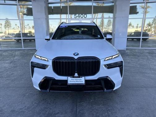 2024 BMW X7 xDrive40i