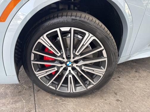Brooklyn Grey Metallic 2026 BMW X2 xDrive28i