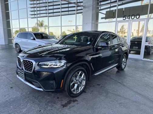 2022 BMW X4 xDrive30i