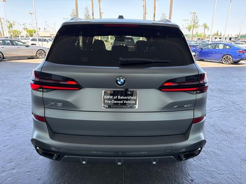 Gray Metallic 2026 BMW X5 xDrive40i