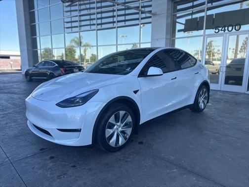 2024 Tesla Model Y Long Range Dual Motor All-Wheel Drive