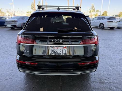 2023 Audi Q5 40 Premium