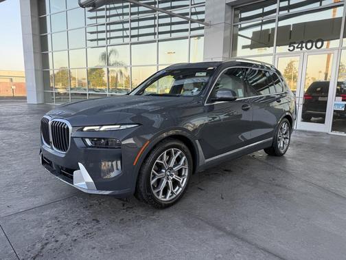 2024 BMW X7 xDrive40i