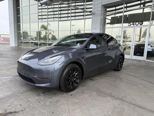 2023 Tesla Model Y Long Range Dual Motor All-Wheel Drive