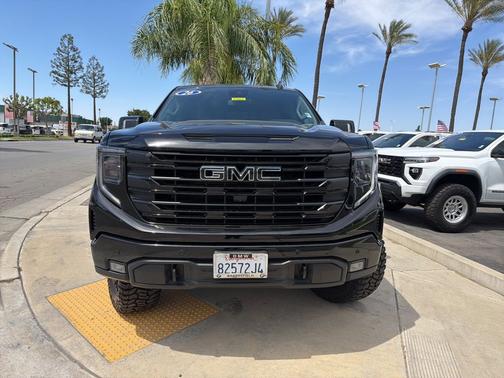 Onyx Black 2026 GMC Sierra 1500 Elevation