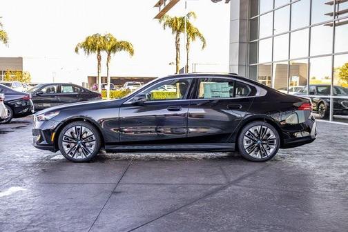 2024 BMW i5 eDrive40
