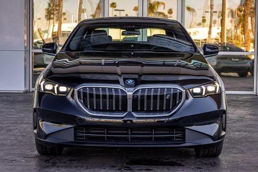2024 BMW i5 eDrive40