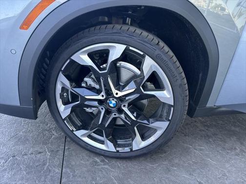 2025 BMW X2 xDrive28i