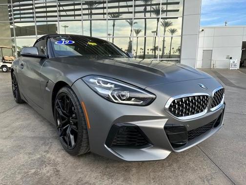 Photo 3 of 28 of 2019 BMW Z4 sDrive30i