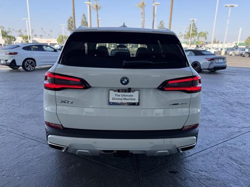 2023 BMW X5 PHEV xDrive45e