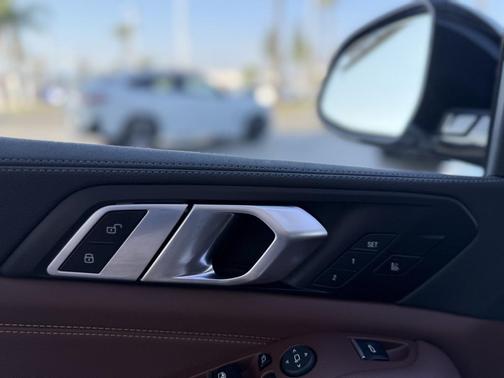 2023 BMW X5 PHEV xDrive45e