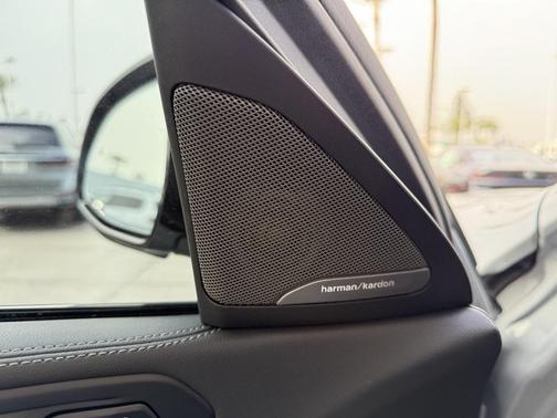 2024 BMW X6 xDrive40i