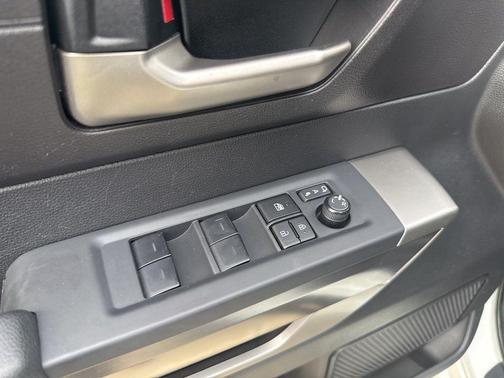 Ice Cap 2023 Toyota Sequoia SR5