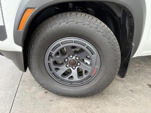 2025 Nissan Frontier PRO-X