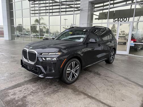 2023 BMW X7 xDrive40i