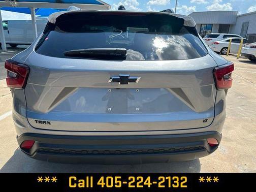 Sterling Gray Metallic 2026 Chevrolet Trax LT