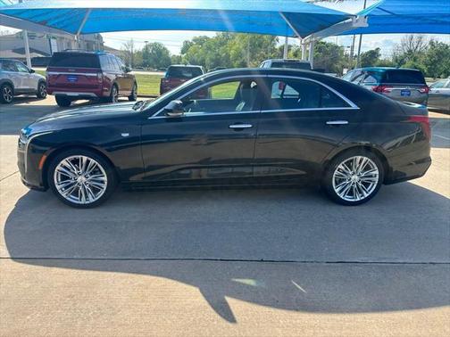 2022 Cadillac CT4 Premium Luxury