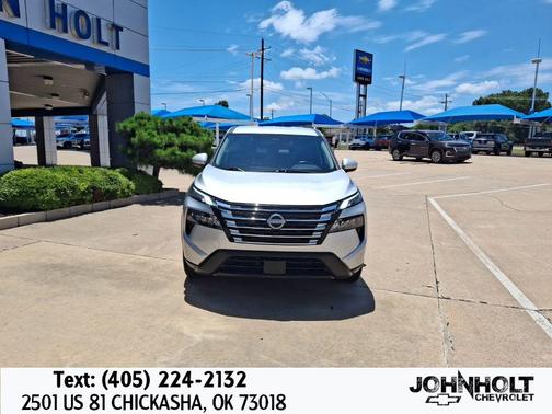 Brilliant Silver Metallic 2025 Nissan Rogue SV