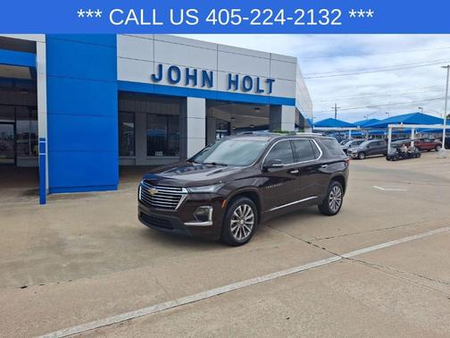 Black Cherry Metallic 2023 Chevrolet Traverse Premier