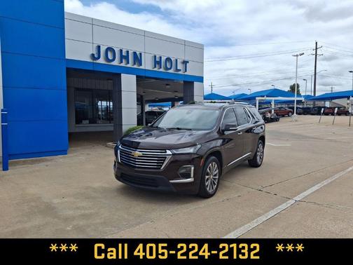 Black Cherry Metallic 2023 Chevrolet Traverse Premier
