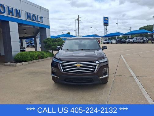 Black Cherry Metallic 2023 Chevrolet Traverse Premier