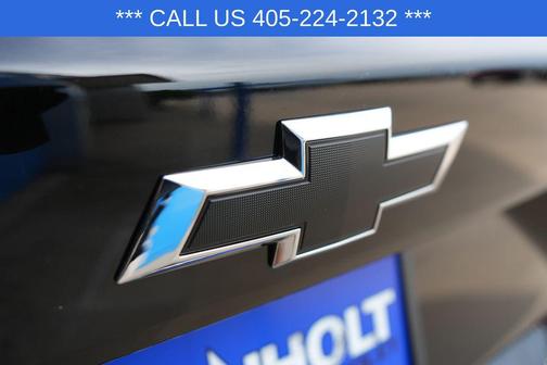 Black Metallic 2026 Chevrolet Trax FWD ACTIV