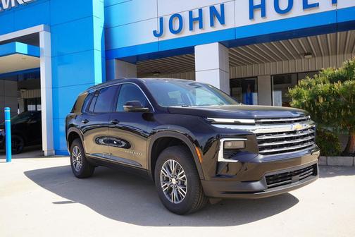 Black Metallic 2026 Chevrolet Traverse LT