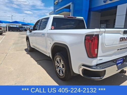 Summit White 2025 GMC Sierra 1500 SLT
