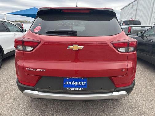 Jet Black 2026 Chevrolet Trailblazer LT