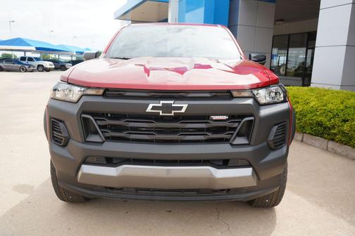 Radiant Red 2026 Chevrolet Colorado Trail Boss