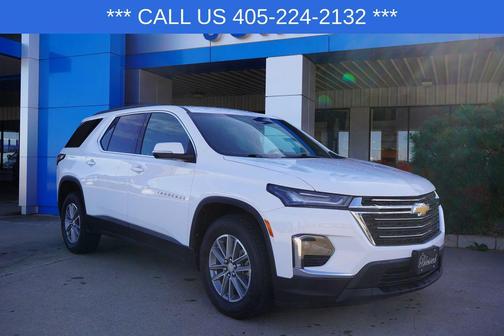 2023 Chevrolet Traverse LT Cloth