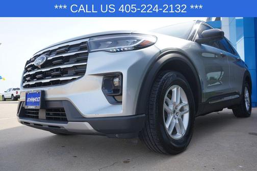 Iconic Silver Metallic 2025 Ford Explorer Active