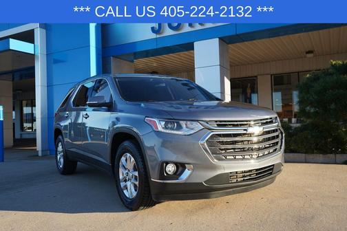 2021 Chevrolet Traverse LT Cloth