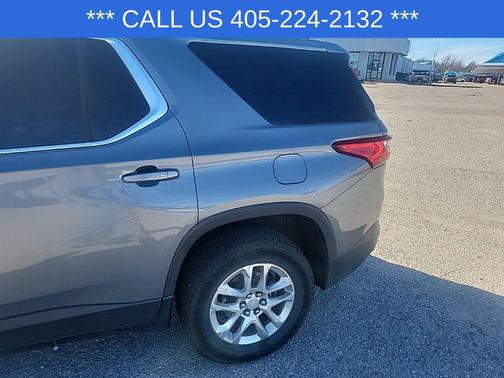 2021 Chevrolet Traverse LT Cloth